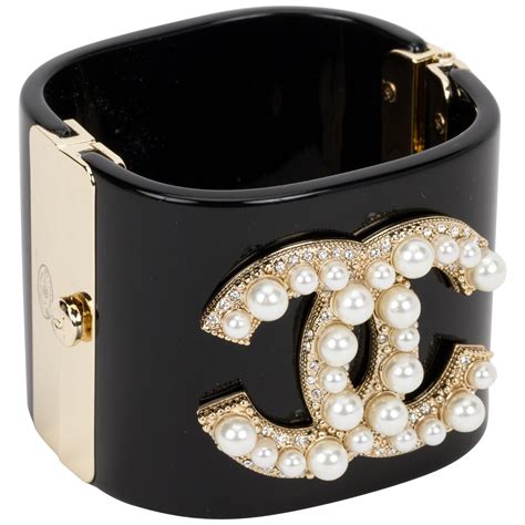 chanel pearl bracelet 2015|chanel cuff bracelet price.